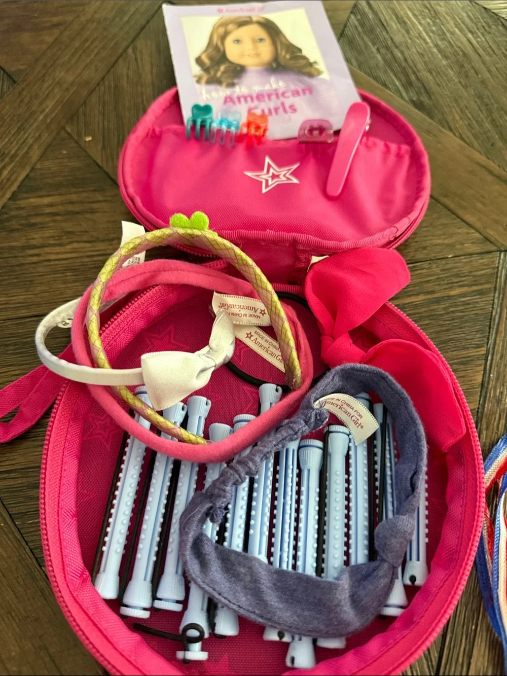 American Girl Doll Accessories Lot Curl Rods Medal Purse Necklace Set